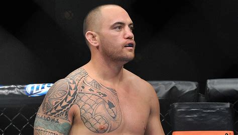 travis browne